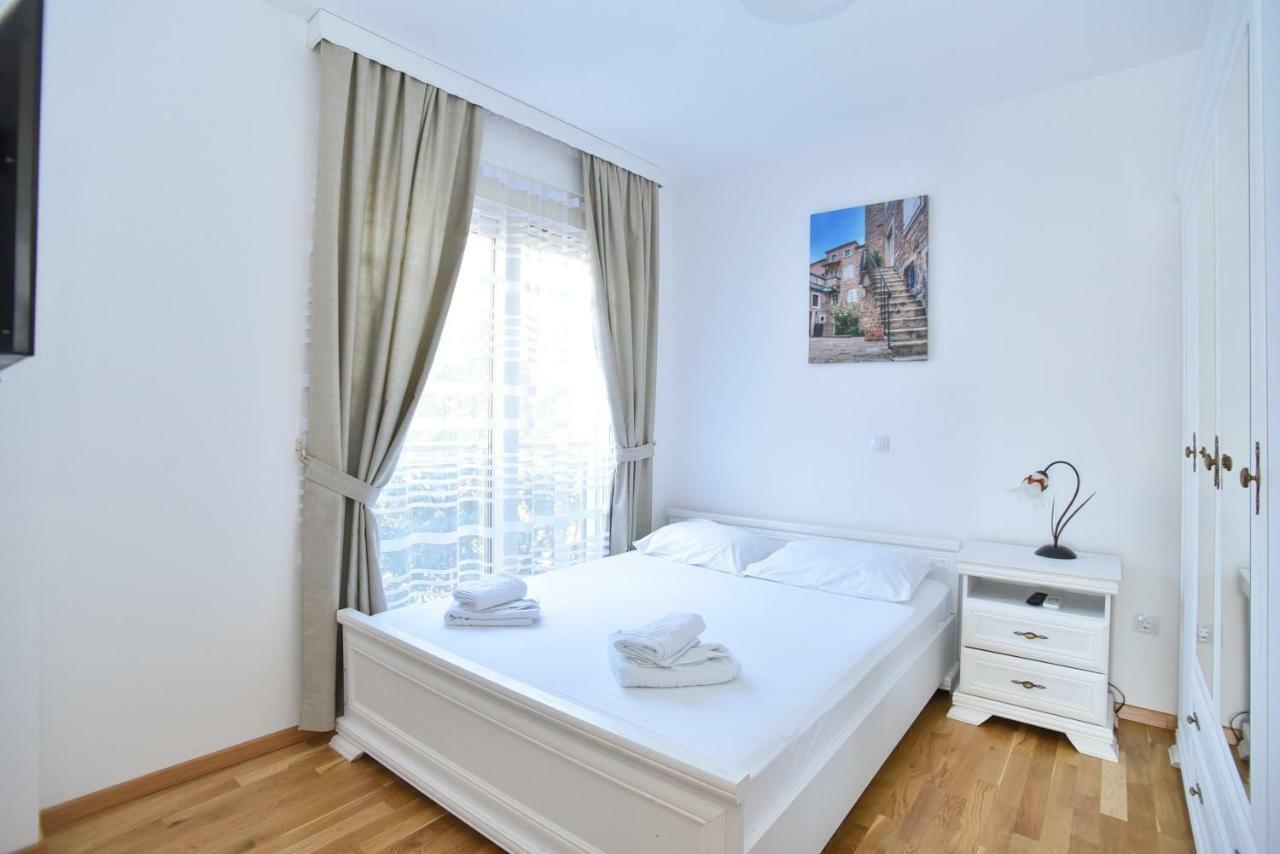 Apartment Bojana Budva Luaran gambar